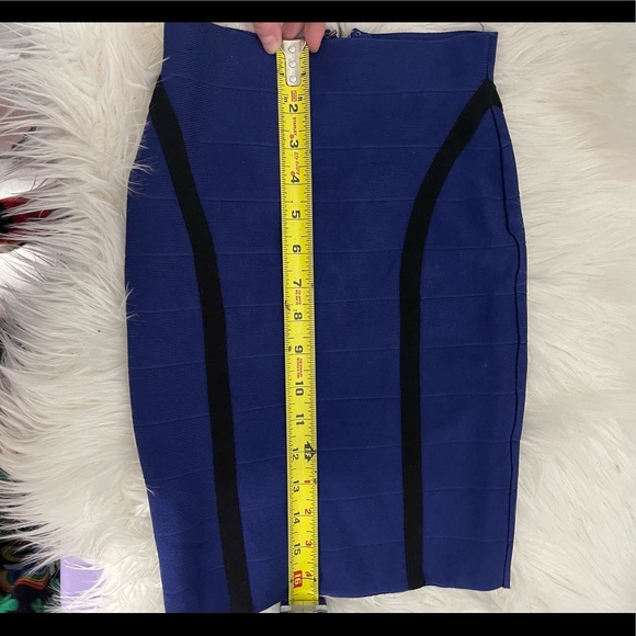 Blue Guess Bodycon Skirt 💙 - Picture 3 of 5